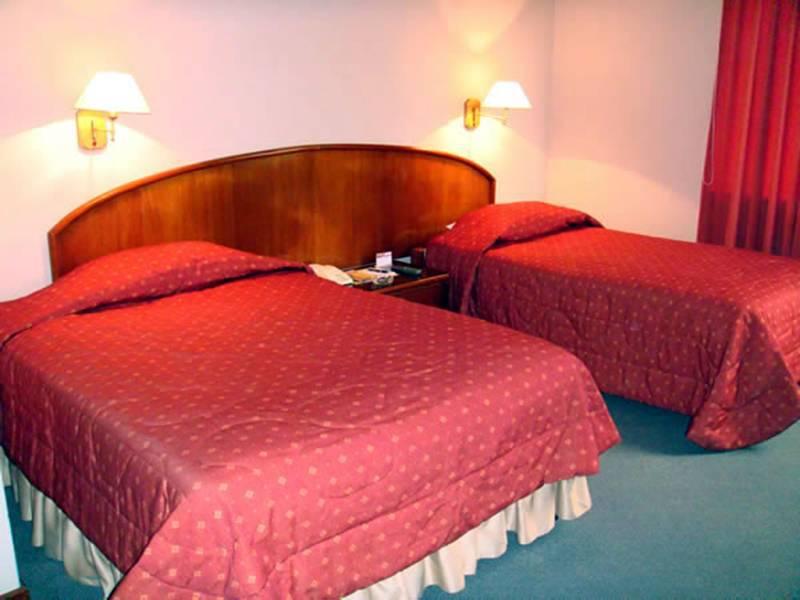 Hotel Park Suites Lima Cameră foto